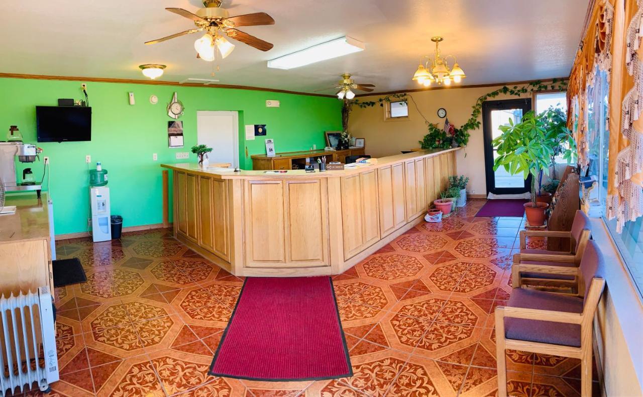 Thunderbird Inn Liberal Ngoại thất bức ảnh